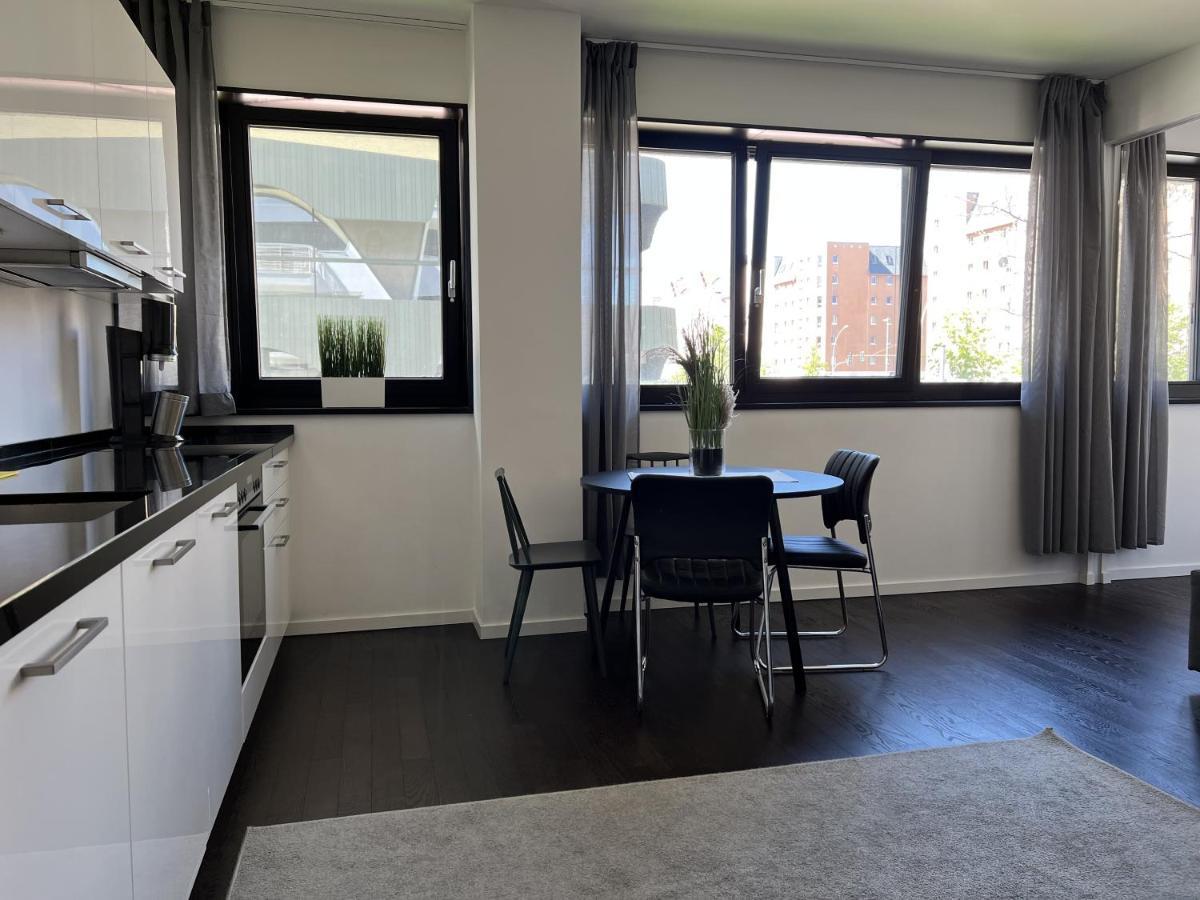 Luxury Waterfront Apartment Berlin Eksteriør billede